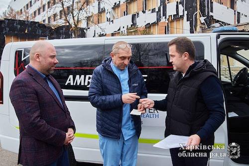 Ambulance arrives in Kharkiv.